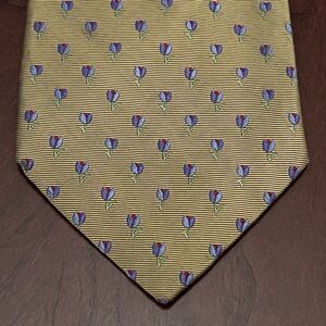 Vintage 346 Brooks Brothers Gold Blue 100% Silk Men’s Necktie Made In USA